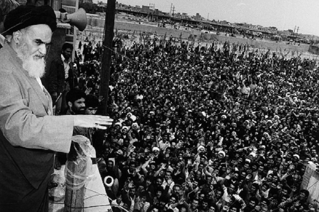  Imam Khomeini transformed people’s outlook about future