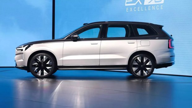 جنگ اپل و گوگل به صنعت خودرو کشیده شد