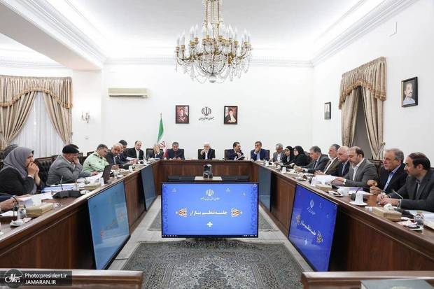 عارف: شاخص تورم در ماه‌های گذشته وضعیت خوبی در مقایسه با ماه‌های پیش از آن داشته است