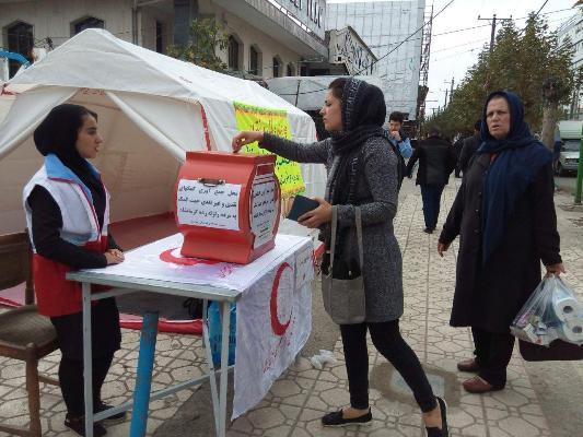 نمایش همدردی گیلانی ها با زلزله زدگان در پایگاه های هلال احمر