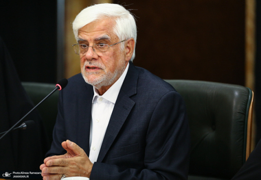 عارف: یکی از نگرانیها، تأمین منابع مورد نیاز برای رشد ۸ درصدی برنامه هفتم توسعه است که با تدبیر باید این منابع را تأمین کرد/ بازار هدف ما تنها بازار ایران نیست، بازار حوزه تمدنی ایران است/ مانعی برای ارتباط با کشورهای حوزه اوراسیا وجود ندارد