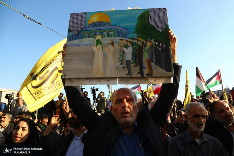 راهپیمایی مردم  در حمایت از کودکان و زنان غزه