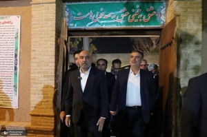 حضور وزیر کار در بیت تاریخی امام در خمین