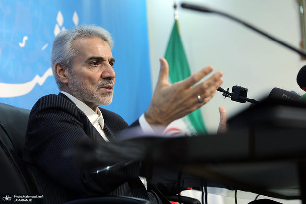 محمد باقر نوبخت: گفته بودیم اگر توافق نشود سال ۱۴۰۴ نرخ ارز به ۱۱۰ هزار تومان می رسد/ مسئولان عالی کشور تعهد داده اند و نمی توانند خود و اقتصاد را در اختیار مکتب بازار قرار دهند