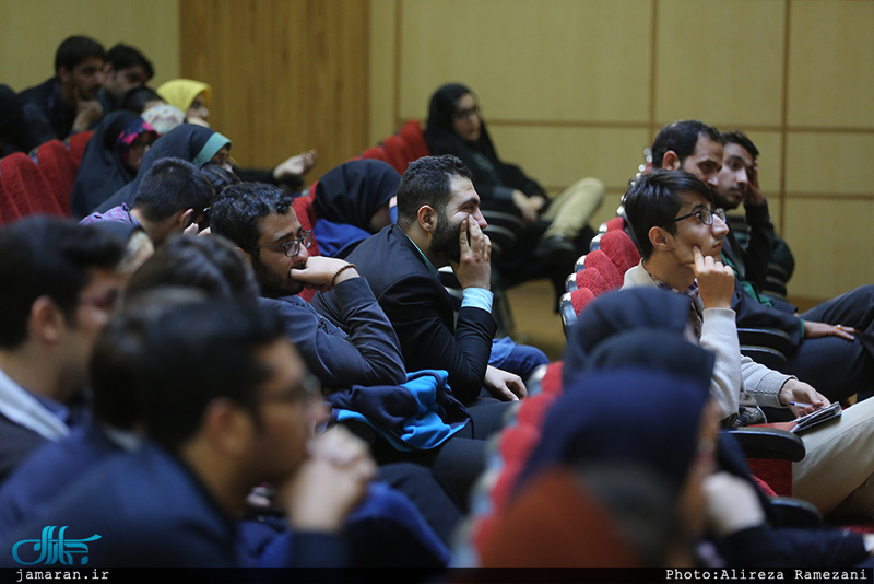 اکران دانشجویی فیلم ترور سرچشمه در دانشگاه علوم پزشکی تهران با حضور محمدرضا بهشتی و محمود صادقی 