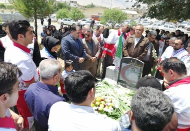 آیین گرامیداشت نخستین سالگرد شهادت نجاتگر کردستانی برگزار شد