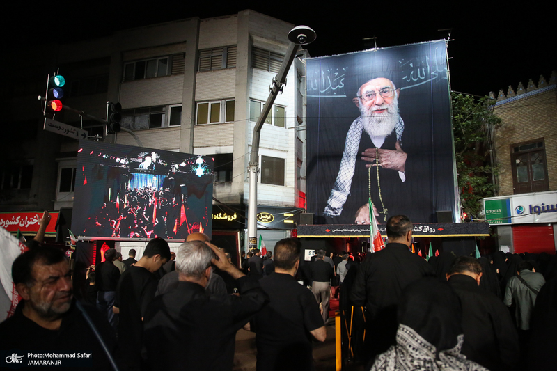 مراسم عزاداری امام حسین (ع) در خیابان کشور دوست