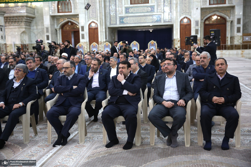 دیدار وزیر اقتصاد  جمعی از مدیران بانک ها با سید حسن خمینی