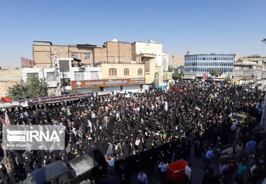 استاندار فارس: زنده نگاه داشتن شعائر اسلامی موجب بالندگی جامعه می‌شود