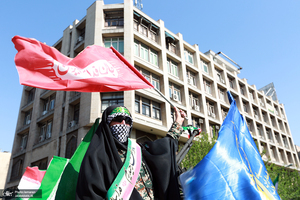 راهپیمایی دختران «جان‌فدای ایران» -۱