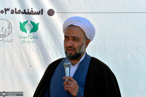 مراسم درختکاری در جوار حرم مطهر امام خمینی (س)