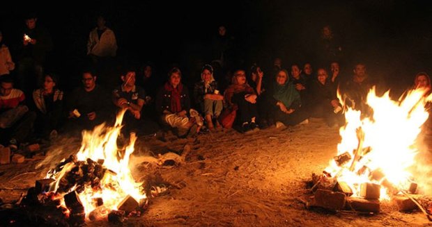 لهیب آتش چهارشنبه سوری دامن زندگی را نگیرد