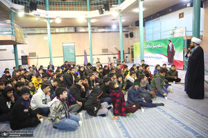 بازدید اقشار مختلف مردم از بیت امام خمینی (س) در جماران- 6