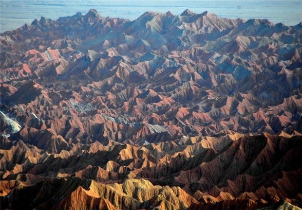 ثبت خاطراتی زیبا در کوه‌های مریخی و تالاب کجی نمکزار ‌نهبندان ‌+ تصاویر‌