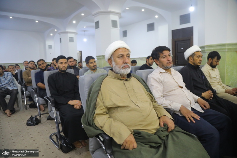 نشست «قرآن و عترت، محور اتحاد مسلمانان در اندیشه امام خمینی(س)» به زبان اردو