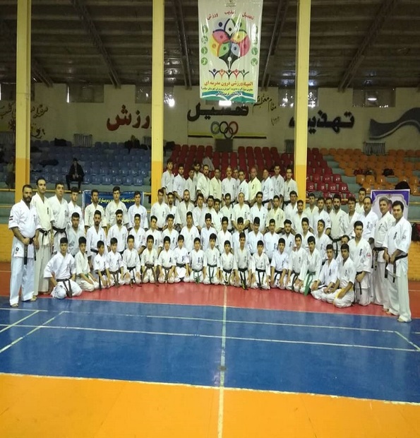 دوره استاژ کومیته کاراته در میاندوآب برگزار شد