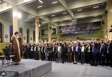 دیدار مداحان اهل‌بیت (ع) با رهبر معظم انقلاب
