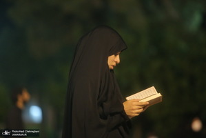 مراسم احیای شب بیست و یکم ماه رمضان در جوار حرم کریمه اهل بیت(س)