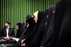 دیدار جمعی از شاعران و اهالی فرهنگ و ادب با رهبر معظم انقلاب