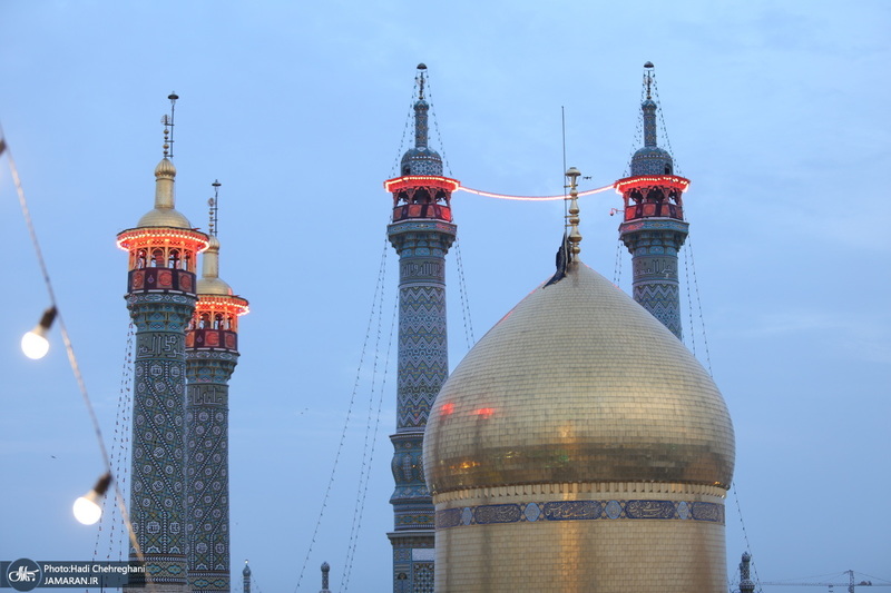 مراسم تعویض پرچم حرم مطهر حضرت معصومه(س)