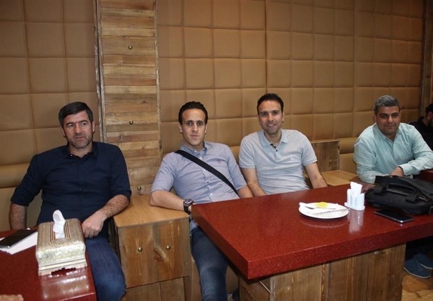 علی کریمی: بازی دست پرسپولیس بود/ الاهلی روی ضدحملات برنامه داشت
