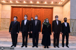 ادای احترام سفرای کشورهای عضو آلبا به مقام شامخ امام خمینی (س)