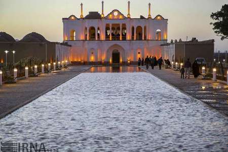 باغ فتح آباد کرمان در صدر بازدیدهای نوروزی قرار گرفت