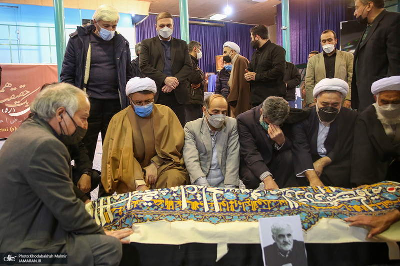 مراسم تشییع حجت الاسلام و المسلمین علی اصغر سعادتی در حسینیه جماران