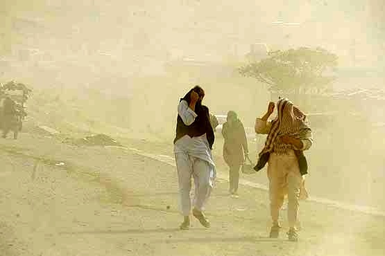 وزش باد با سرعت 80 کیلومتر در سیستان و بلوچستان  دریای عمان مواج می‌شود