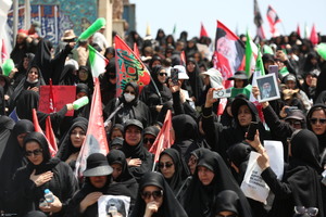 مراسم وداع با رهبر شهید انقلاب در مصلی تهران