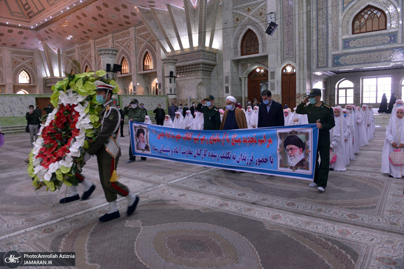 مراسم جشن تکلیف فرزندان کارکنان معاونت آماد و پشتیبانی سپاه در حرم مطهر امام خمینی(س)