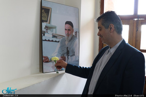 بازدید وزیر صنعت، معدن‎ و تجارت از بیت تاریخی امام در خمین