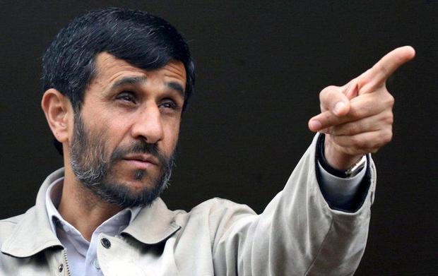 ماجراهایی که احمدی نژاد را از اوج قله به قعر دره پرت کرد