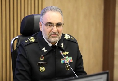 جانشین فرمانده نیروی دریایی ارتش: ضربات مهلکی به نیروی دریایی آمریکا زدیم/ دشمن عقب‌نشینی گسترده‌ای از مرزهای ایران در دریاها داشته و الان در مقایسه با جنگ تحمیلی سوم، بیشترین فاصله را با مرزهای ایران گرفته است