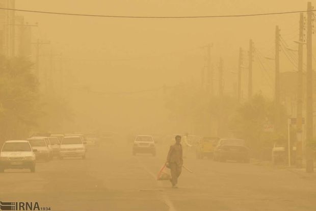 ماندگاری گرد و غبار تا اواسط وقت دوشنبه در خوزستان