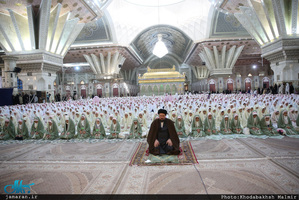 جشن تکلیف دانش آموزان دختر در حرم مطهر امام خمینی(س) 