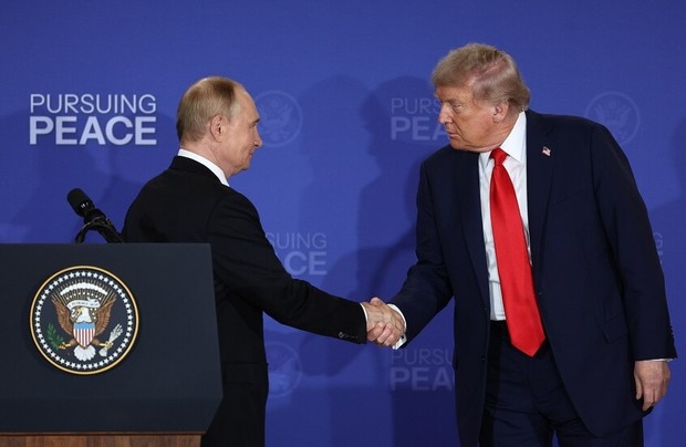 نیویورک تایمز : اجلاس روسیه و آمریکا یک پیروزی دیپلماتیک برای پوتین بود