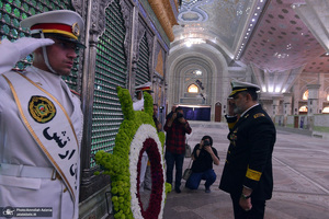 تجدید میثاق فرمانده و پرسنل نیروی دریایی ارتش جمهوری اسلامی ایران با آرمان‌های امام خمینی(س)