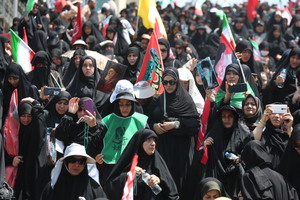 مراسم وداع با رهبر شهید انقلاب در مصلی تهران