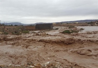 طغیان رودخانه محلی 4 مسیر را در سیستان و بلوچستان بست