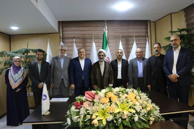 در نشست مدیرعامل هلدینگ هگتا و دبیر شورای عالی انقلاب فرهنگی مطرح شد: توسعه گردشگری با تکیه بر فرهنگ و هویت ایرانی