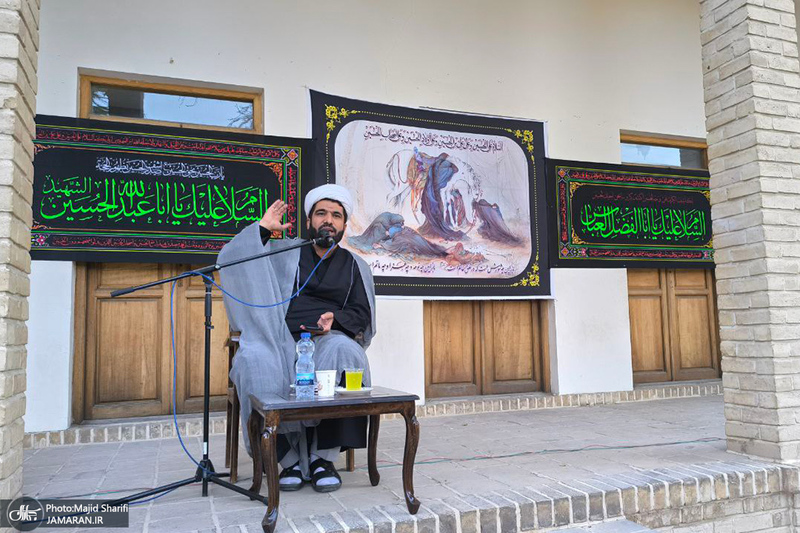 عزاداری اباعبدالله الحسین(ع) در بیت امام خمینی در خمین
