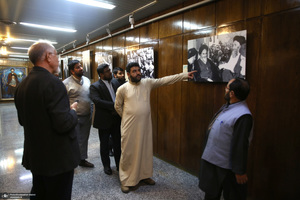 بازدید جمعی از اساتید زبان فارسی از کشورهای هند، و سریلانکا از جماران