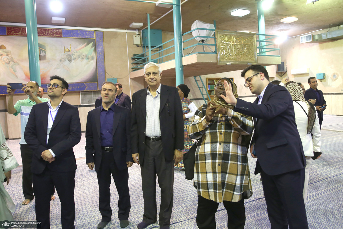 بازدید مهمانان شرکت کننده در «مجمع آمبودزمان‌های کشورهای عضو سازمان همکاری اسلامی» از جماران