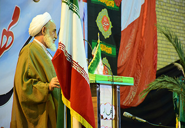 روحیه انقلابی باید در دانشگاه، حوزه و آموزش و پرورش حفظ شود