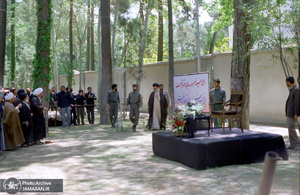 تصاویر منتشر نشده از بیعت جهادگران جهاد سازندگی با رهبر معظم انقلاب در سال 68