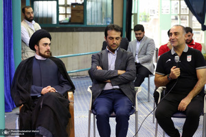 دیدار اعضای تیم ملی فوتبال نوجوانان ایران با سید حسن خمینی