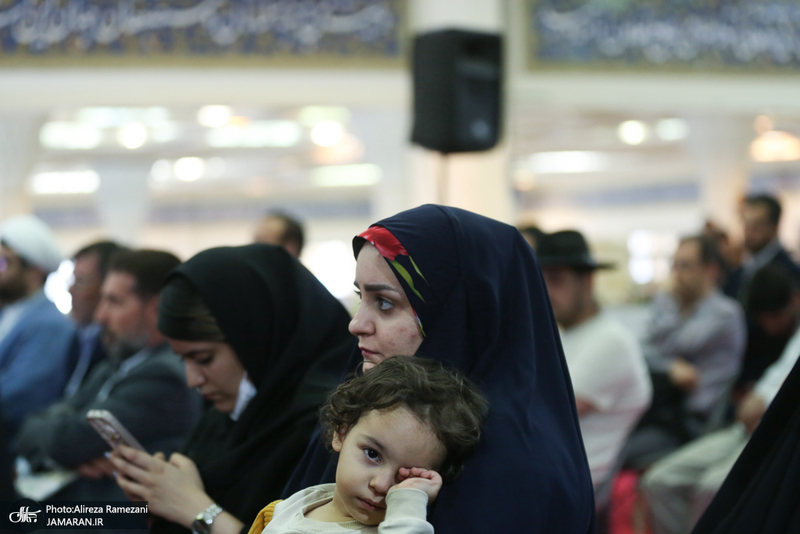 نشست نقد کتاب امام خمینی (ره) در مواجهه با منتقدان و مخالفان