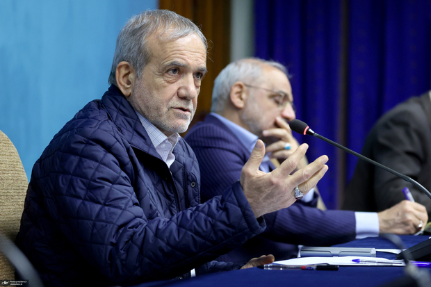 پزشکیان: برنامه‌ای برای تحول در نگرش و بینش مدیران مدارس در همه استان‌ها و شهرستان‌ها ایجاد و تدوین شود