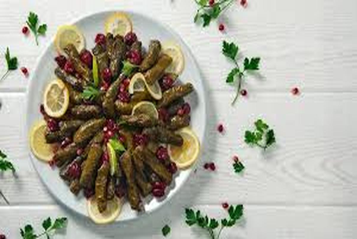 طرز تهیه دلمه برگ گیلاس ساده و خوشمزه